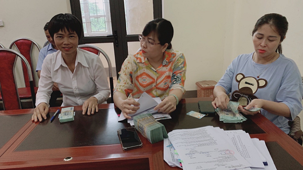 HND xã Kim Đức (TP Việt Trì) giải ngân dự án “Chăn nuôi gà thịt”  từ nguồn vốn của Quỹ Hỗ trợ Hội Nông dân tỉnh Phú Thọ